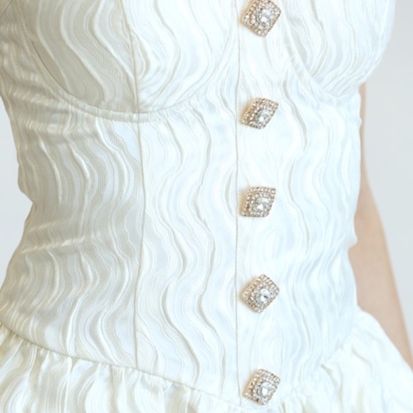 22 - ROMPER WITH RHINESTONE BUTTONS - Picture 6 of 10